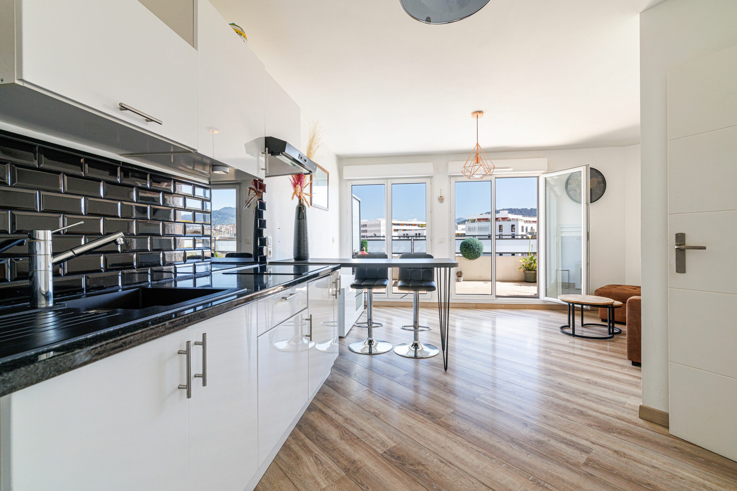 Rare – Superbe T2 avec terrasse et vue dégagée – Quartier Vernier / Libération