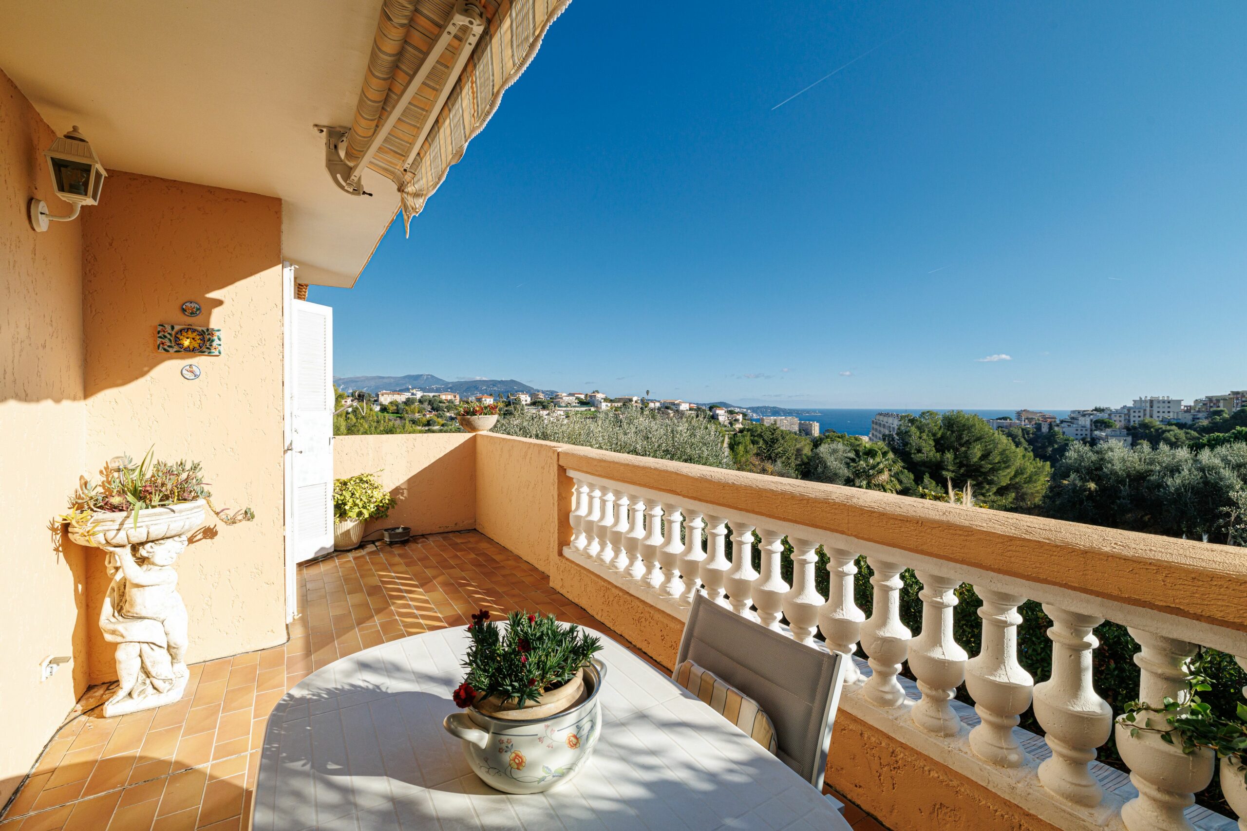 Nice Fabron – 3 pièces vue mer dans résidence de grand standing