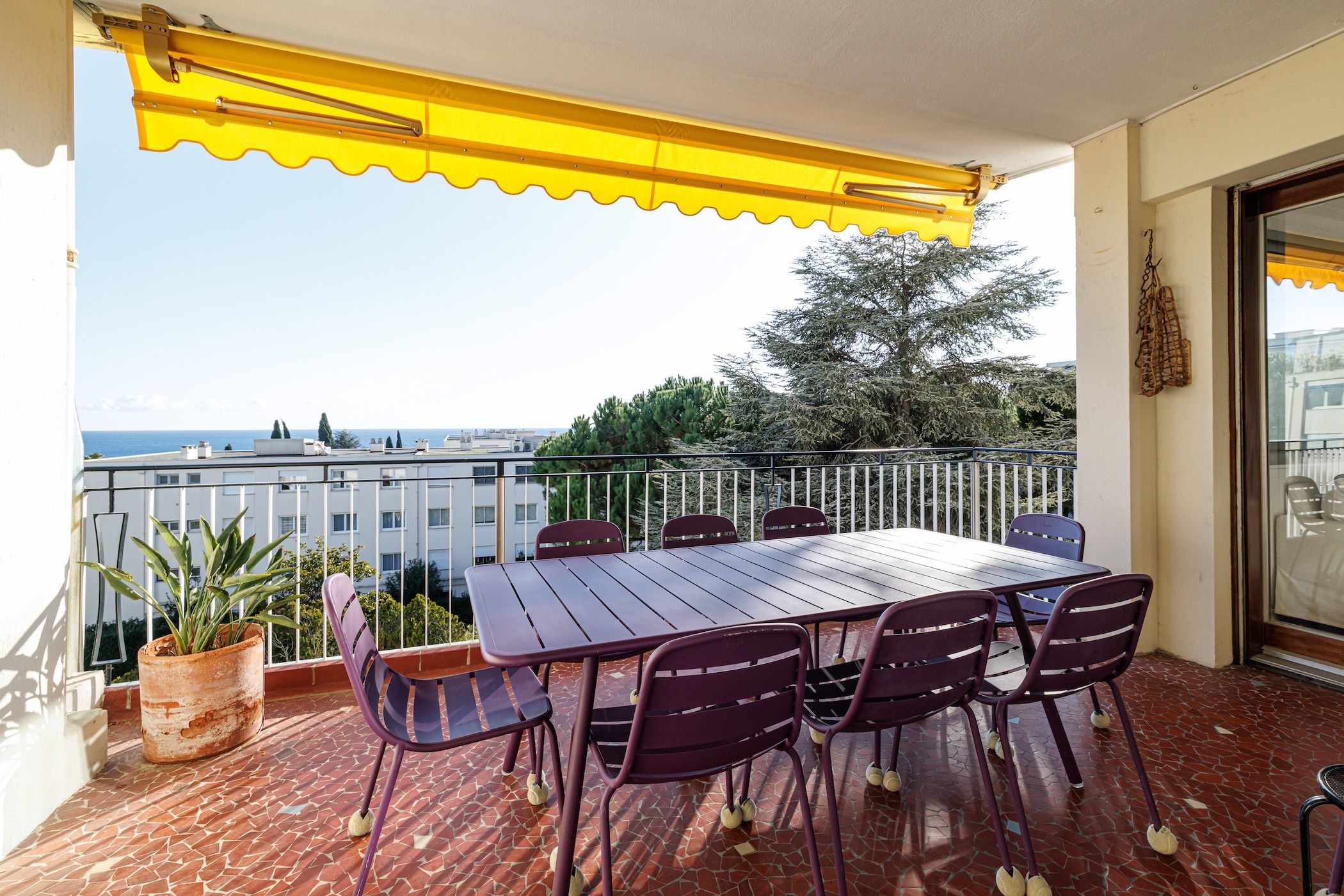 NICE Fac Lettres – superbe 5 pièces vue mer