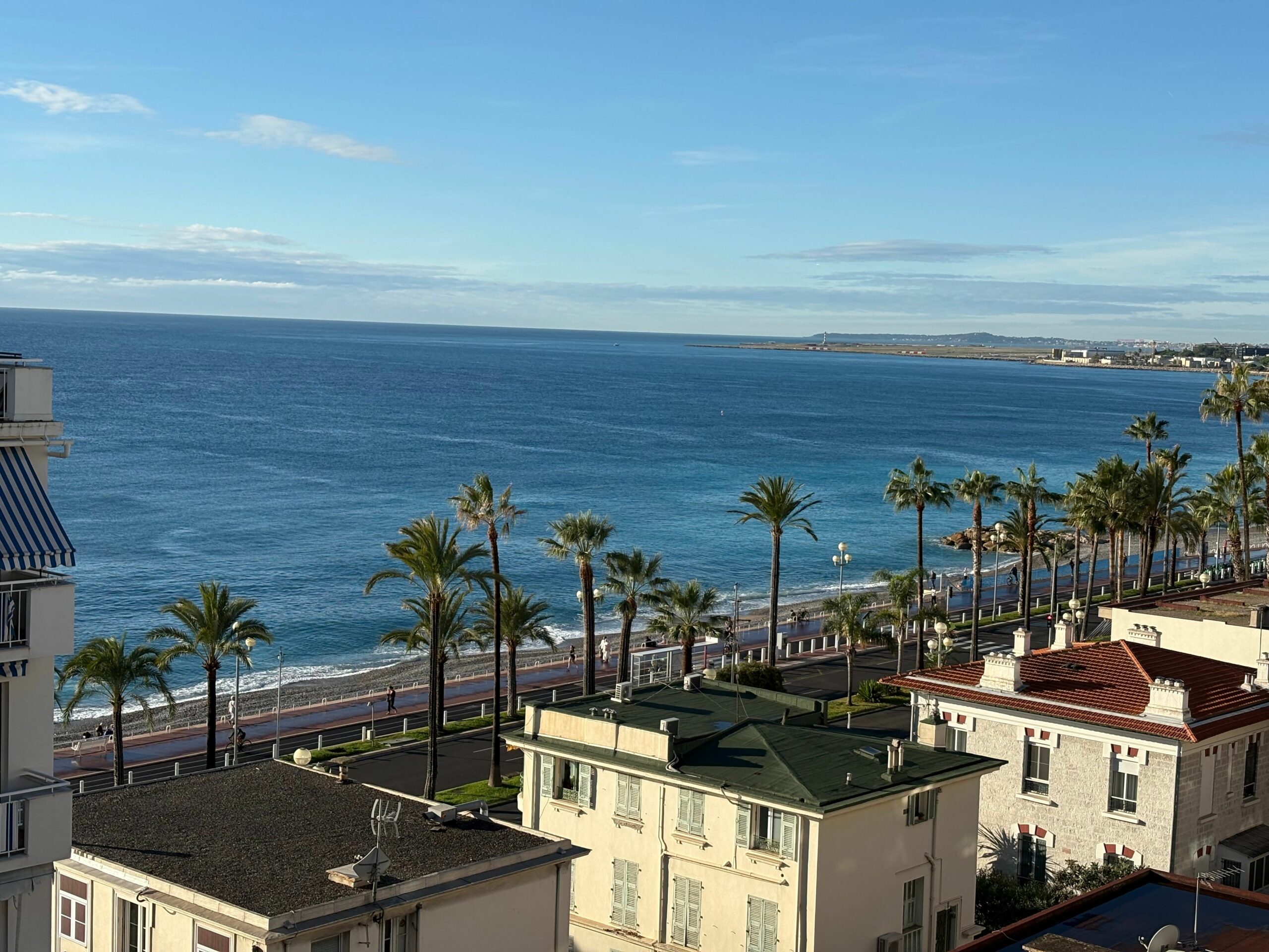 Appartement d’exception – Dernier étage – Vue mer et Promenade des Anglais