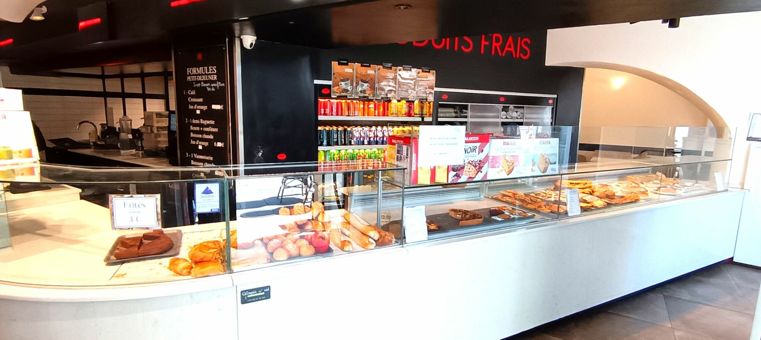 A vendre – Boulangerie . Pâtisserie . Snacking / Restaurant –