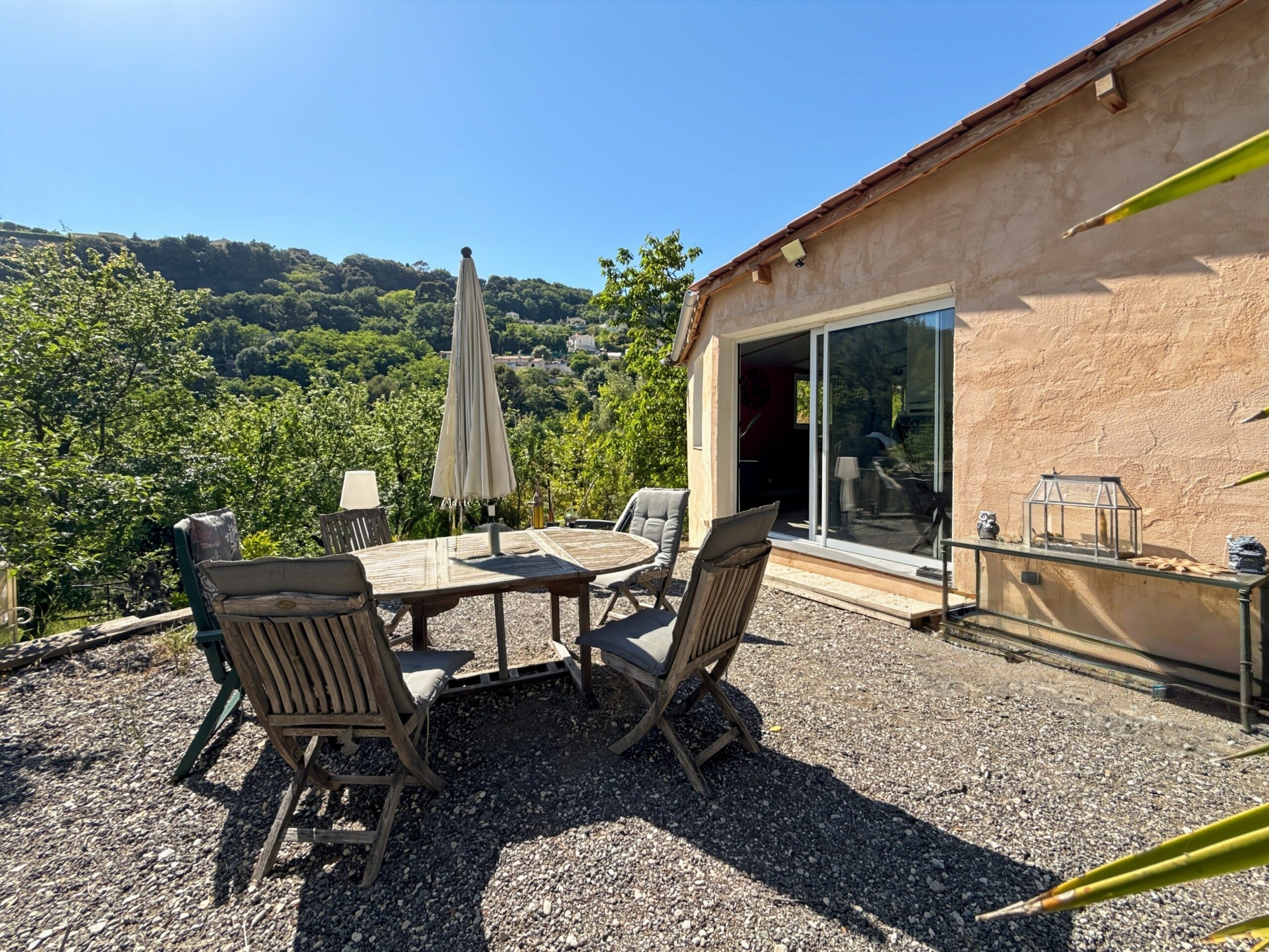 Nice – Saint Sylvestre : Maison 3 chambres 88 M2