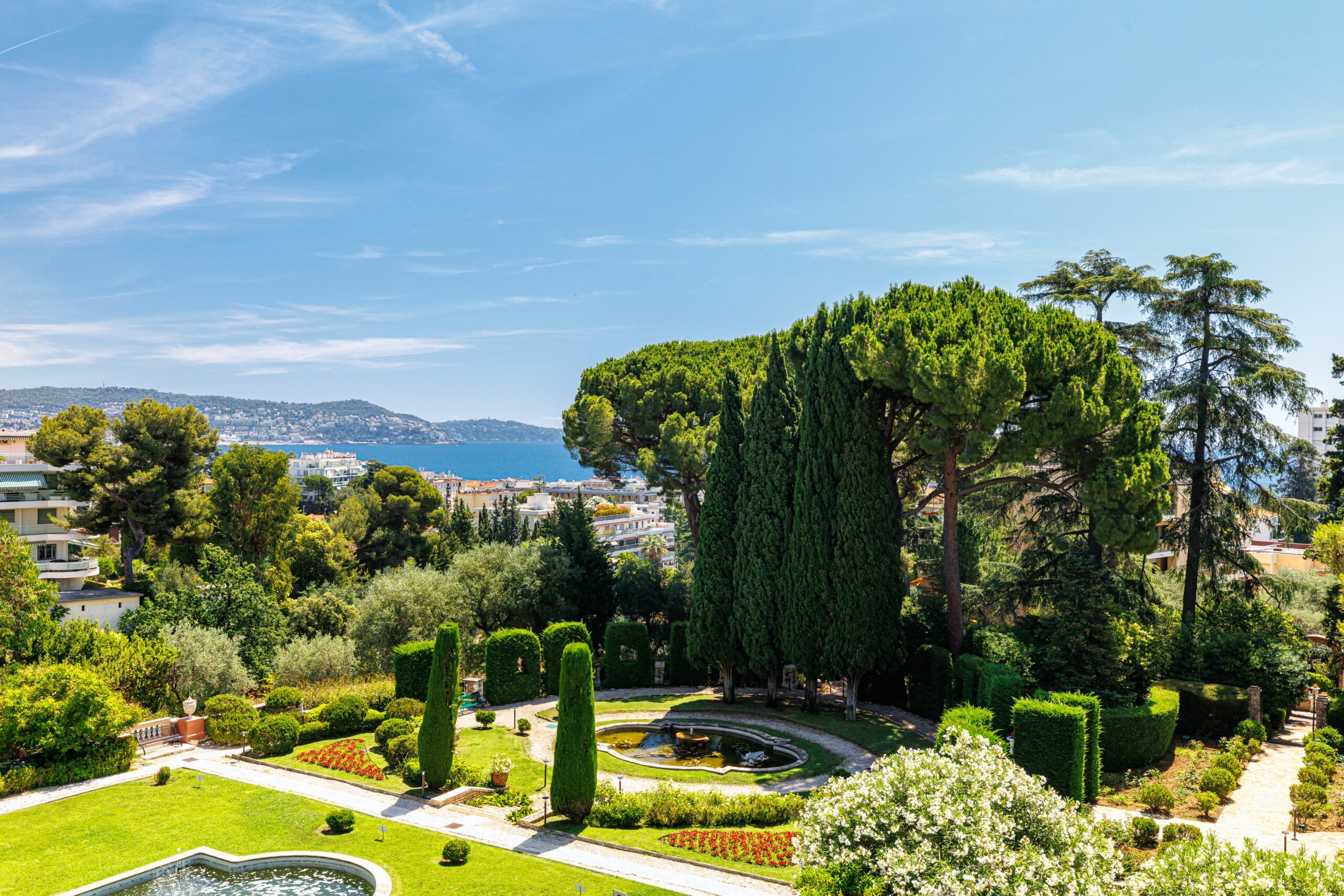 NICE Bas Fabron – Appt 4p 97m2 – terrasse 60m2 – dernier étage – vue panoramique